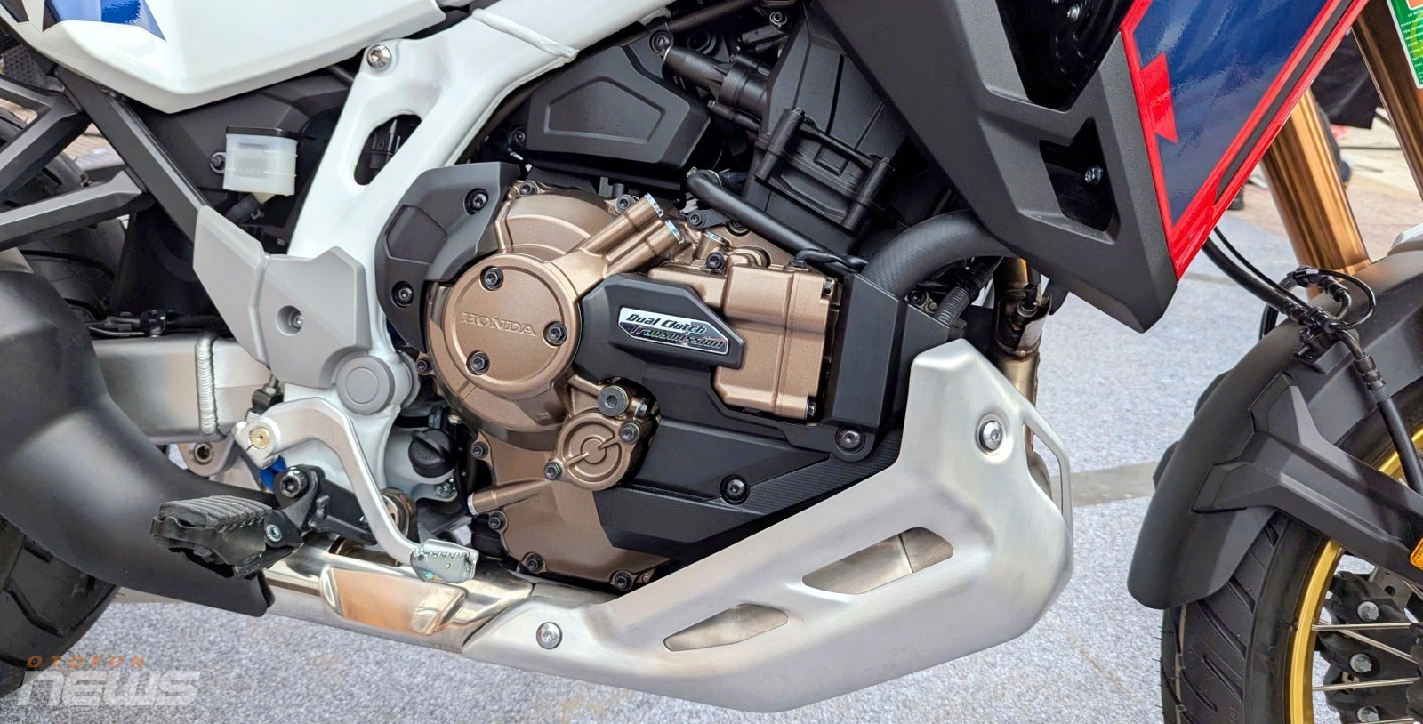 Honda Africa Twin 2026 ra mắt, giá từ 540 triệu đồng Honda Africa Twin 2026 ra mắt