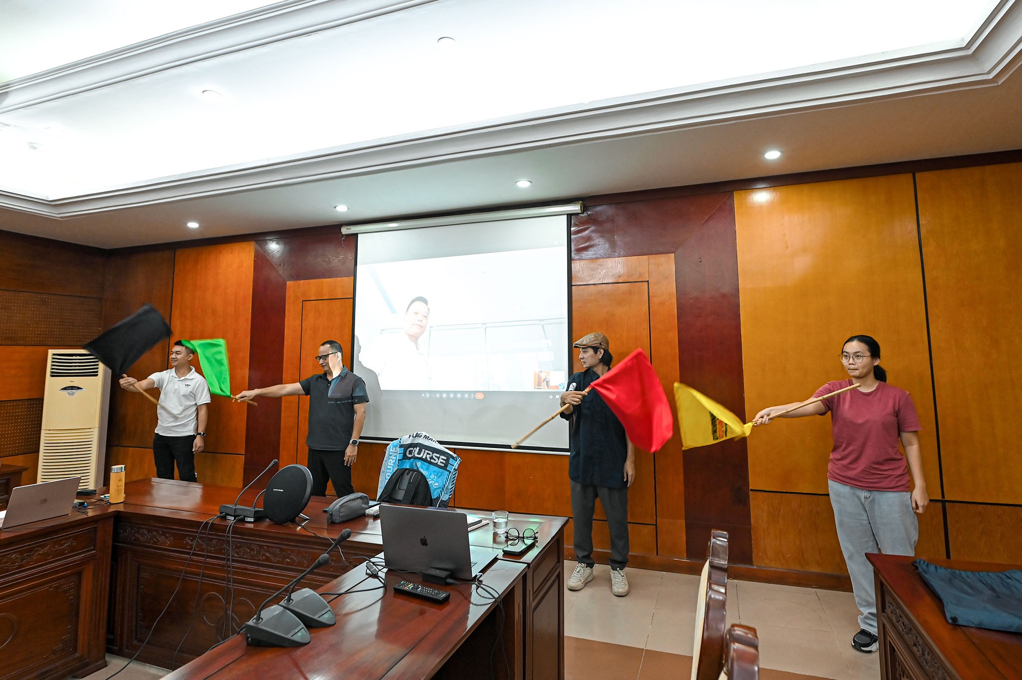 Người Việt được đào tạo marshal quốc tế: Bước tiến gần hơn tới giấc mơ F1