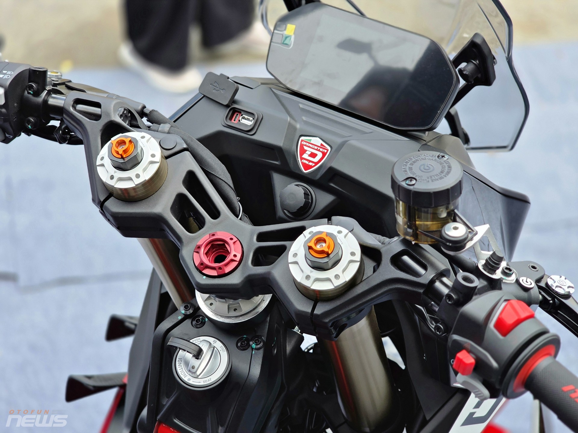 Italjet Dragster 700 Twin về Việt Nam với số lượng 25 xe, giá 428 triệu đồng Italjet Dragster 700 Twin về Việt Nam với số lượng 25 xe, giá 428 triệu đồng