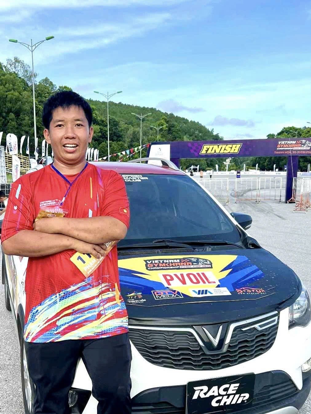 Từ Cầu trước sang Cầu sau và Hai cầu: Phạm Hoàng Đức liệu có đủ sức vô địch ở hạng đấu mới? Từ Cầu trước sang Cầu sau và Hai cầu: Phạm Hoàng Đức liệu có đủ sức vô địch ở hạng đấu mới?