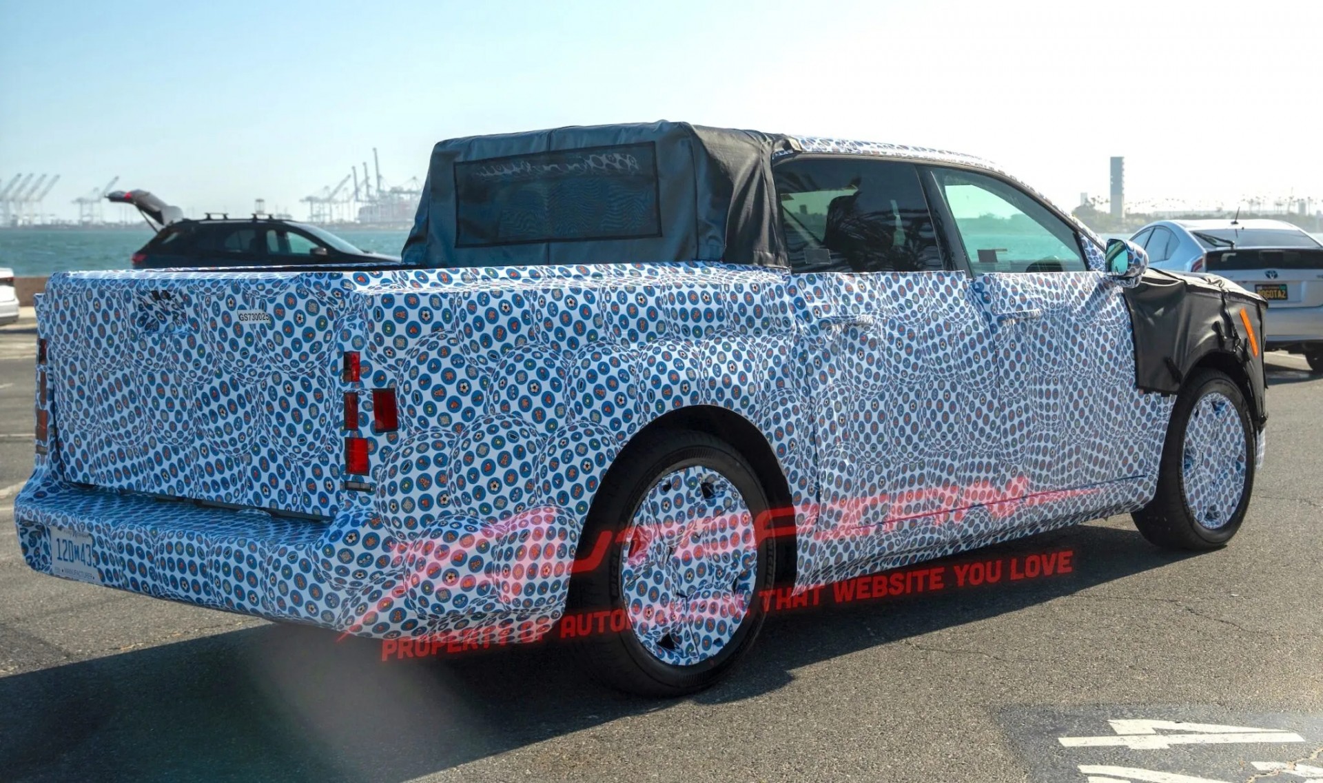 Lộ hình nguyên mẫu bán tải điện giá rẻ mới của Ford, trông nhỏ gọn như Ranger Mẫu bán tải điện mới của Ford dự kiến sẽ có giá phải chăng, phù hợp khách hàng đại chúng khi chính thức ra mắt trong năm 2027