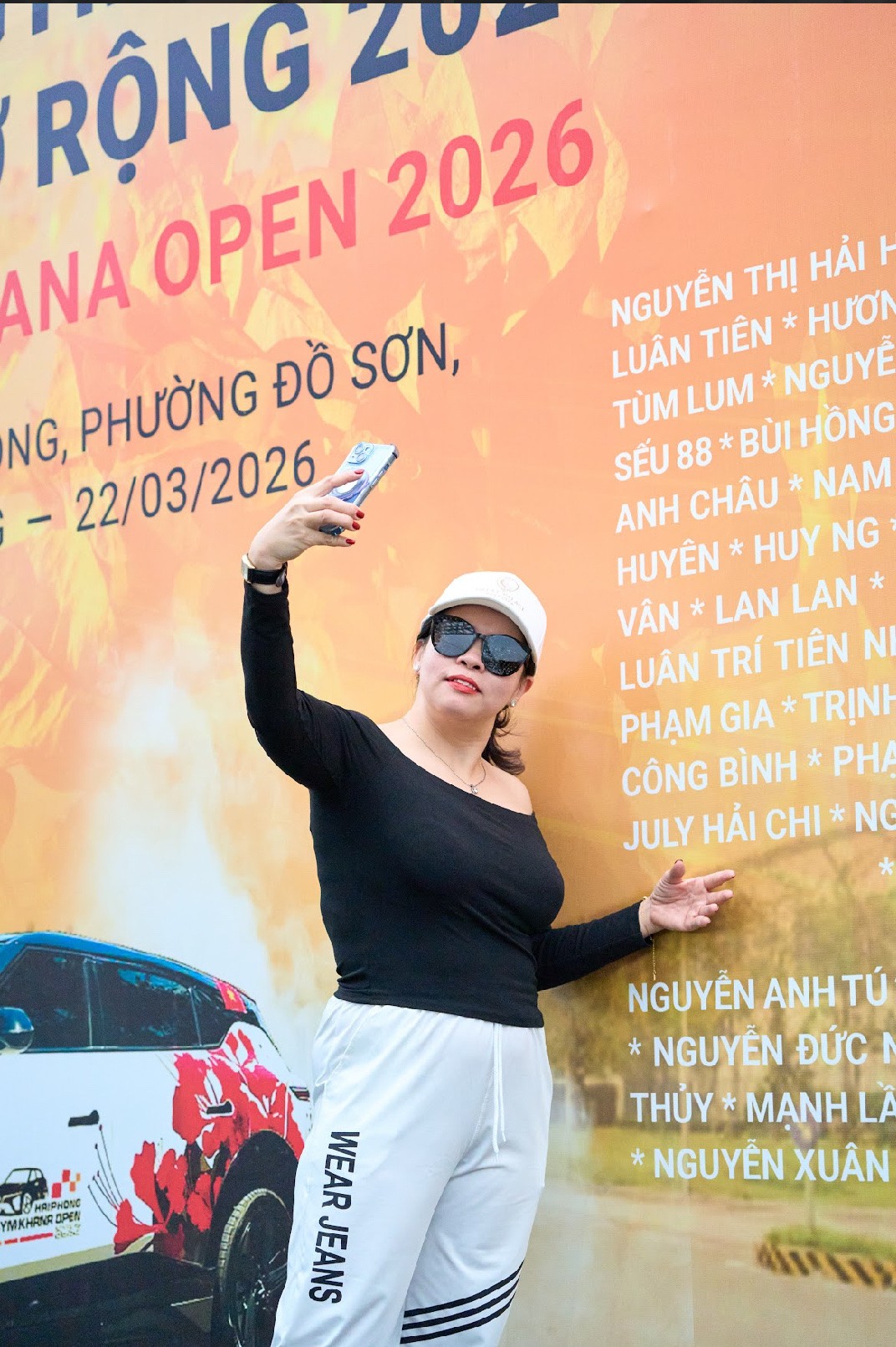 Nữ tay đua Gymkhana: Kỹ năng đua không phụ thuộc giới tính Nữ tay đua Gymkhana: Kỹ năng đua không phụ thuộc giới tính
