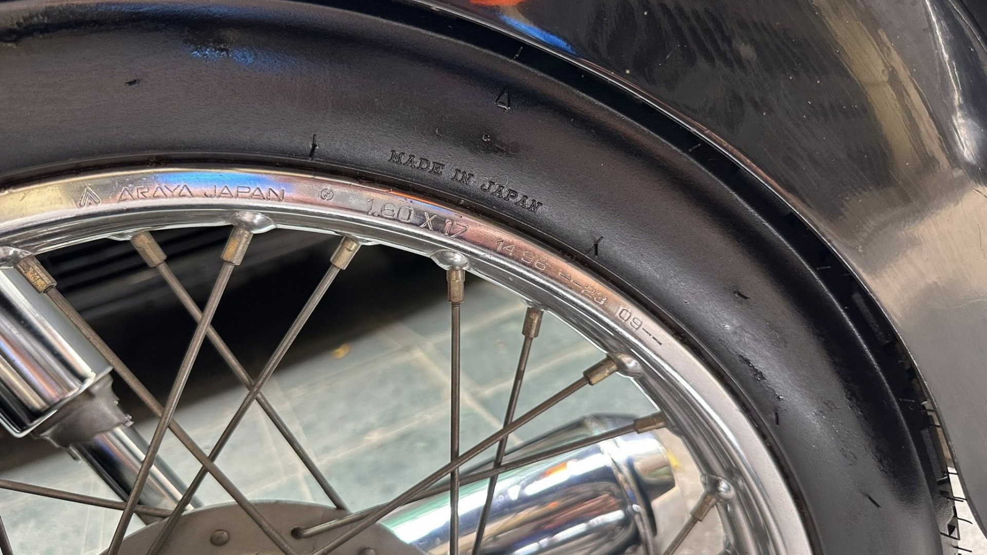 Xe máy cổ Honda CD125T Benly hơn 40 năm tuổi giá 275 triệu, đắt ngang SH 350i Xe máy cổ Honda CD125T Benly hơn 40 năm tuổi giá 275 triệu, đắt ngang SH 350i