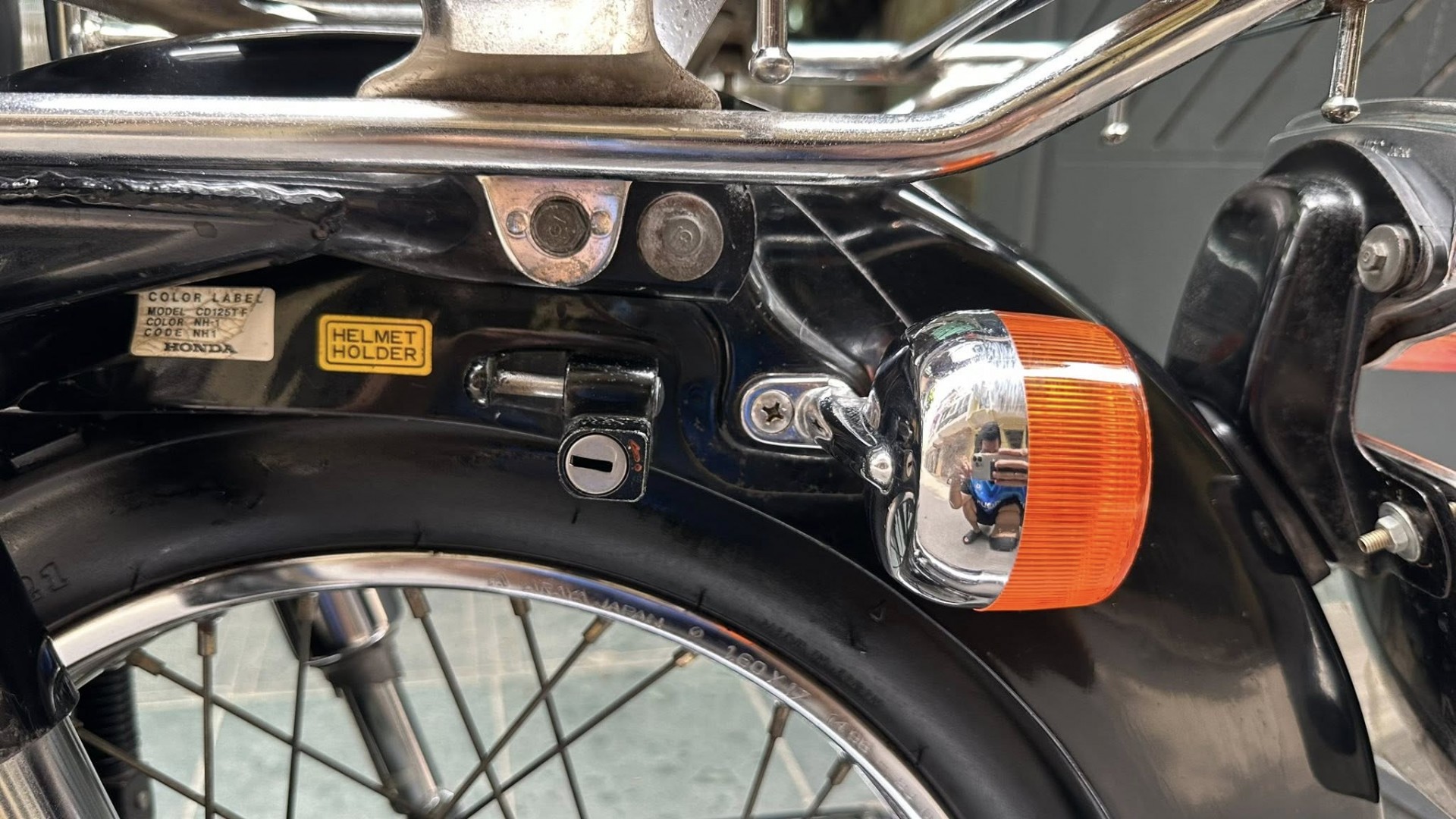Xe máy cổ Honda CD125T Benly hơn 40 năm tuổi giá 275 triệu, đắt ngang SH 350i Xe máy cổ Honda CD125T Benly hơn 40 năm tuổi giá 275 triệu, đắt ngang SH 350i
