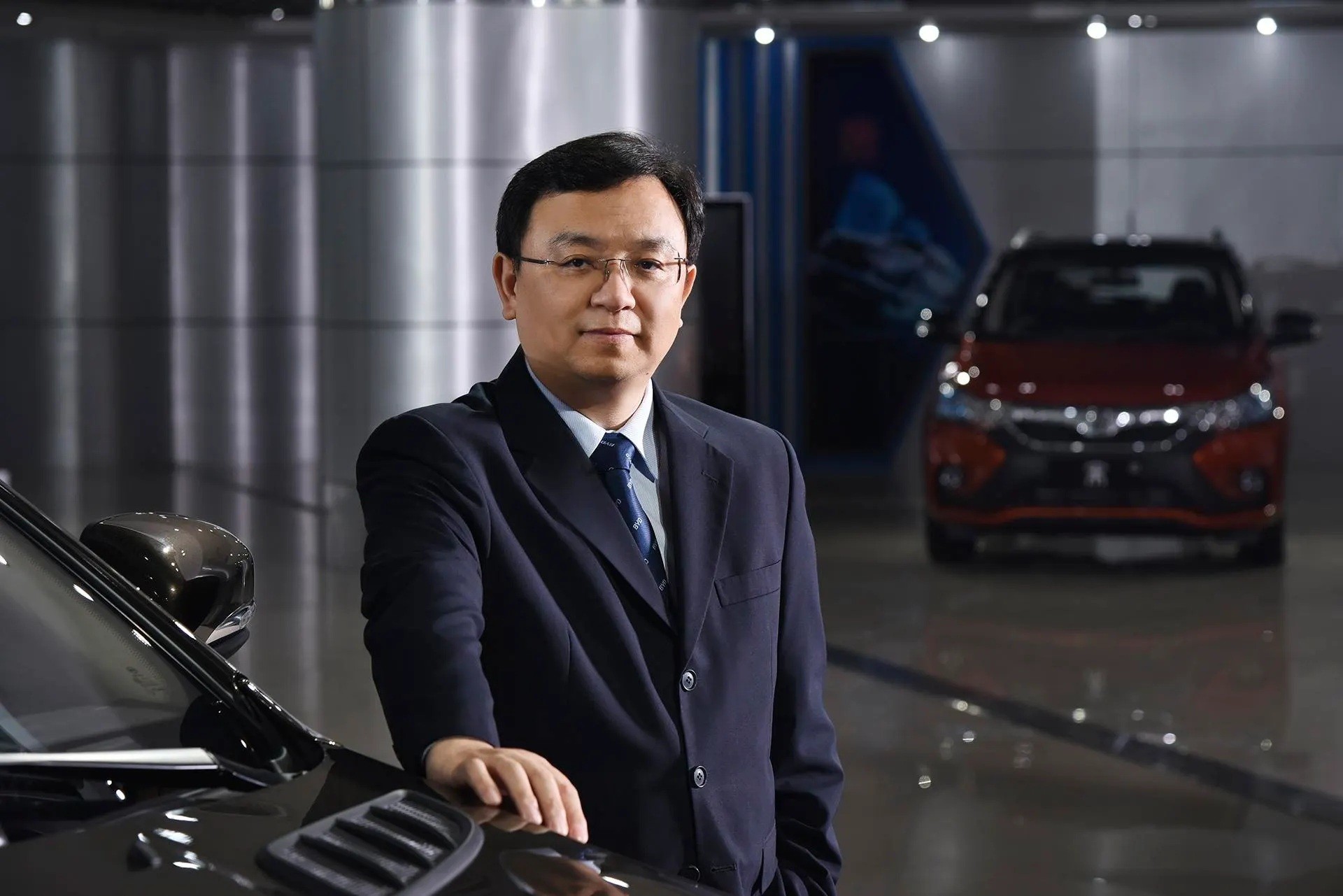 Chủ tịch BYD tuyên bố hãng xe Trung Quốc sẽ vượt mặt Toyota trong 5 năm tới Ông Vương Truyền Phúc, nhà sáng lập kiêm chủ tịch của BYD