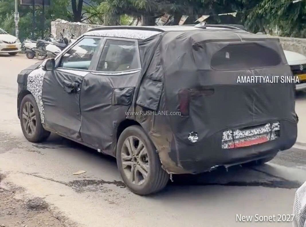 Kia Sonet, Hyundai Creta đời mới cùng lộ diện trên đường Kia Sonet, Hyundai Creta đời mới cùng lộ diện trên đường