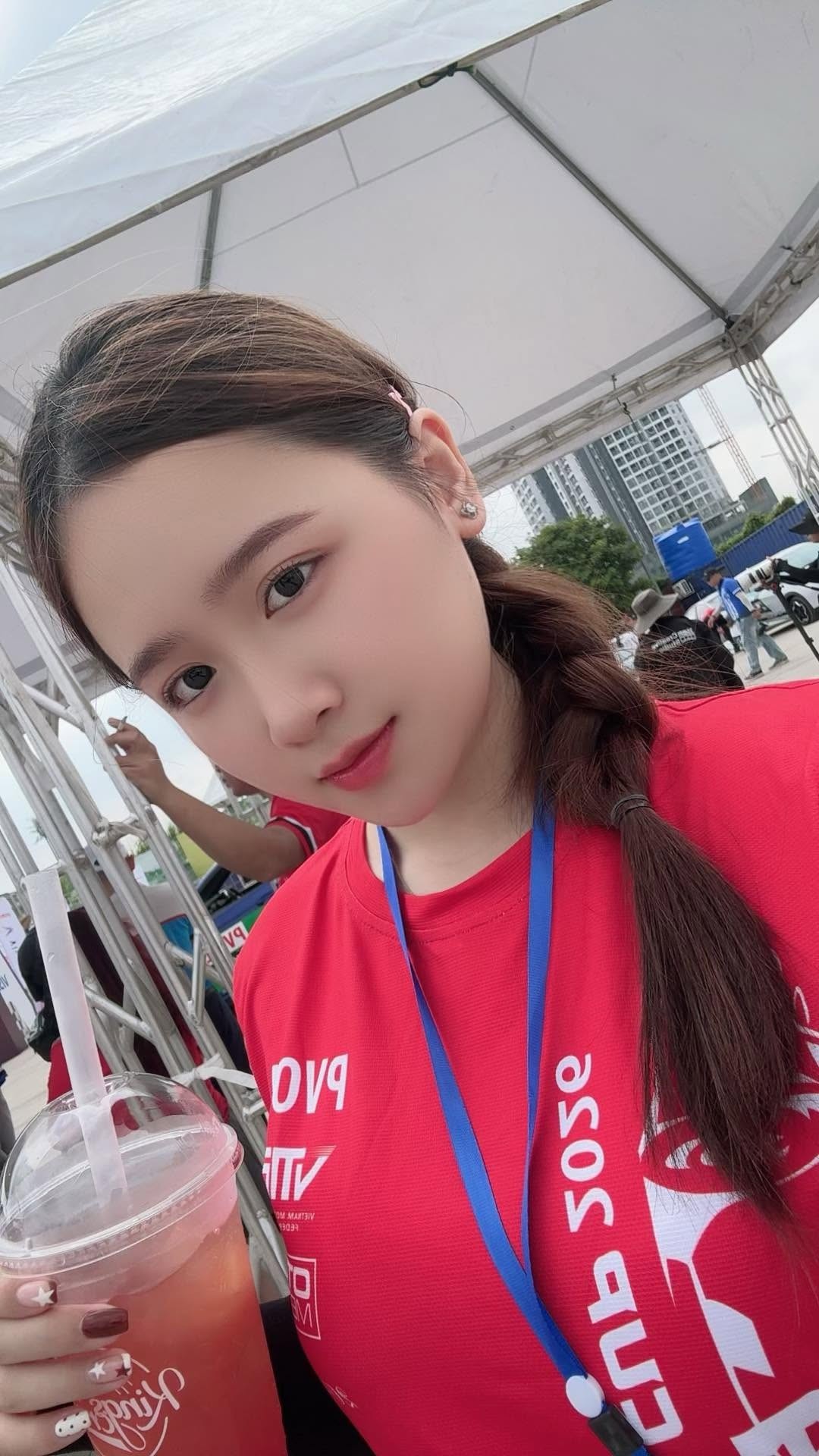 Tân binh Khúc Cao Diệu Anh và hành trình bứt phá sau một năm tập luyện Tân binh Khúc Cao Diệu Anh và hành trình bứt phá sau một năm tập luyện
