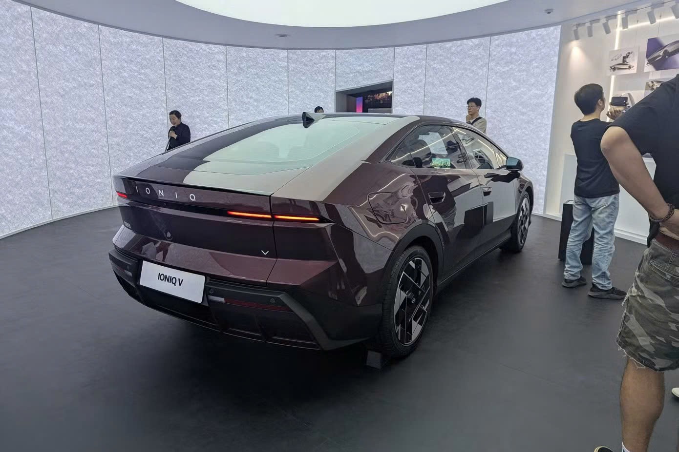 Xe điện mới của Hyundai có ngoại hình gây chú ý Xe điện mới của Hyundai có ngoại hình gây chú ý