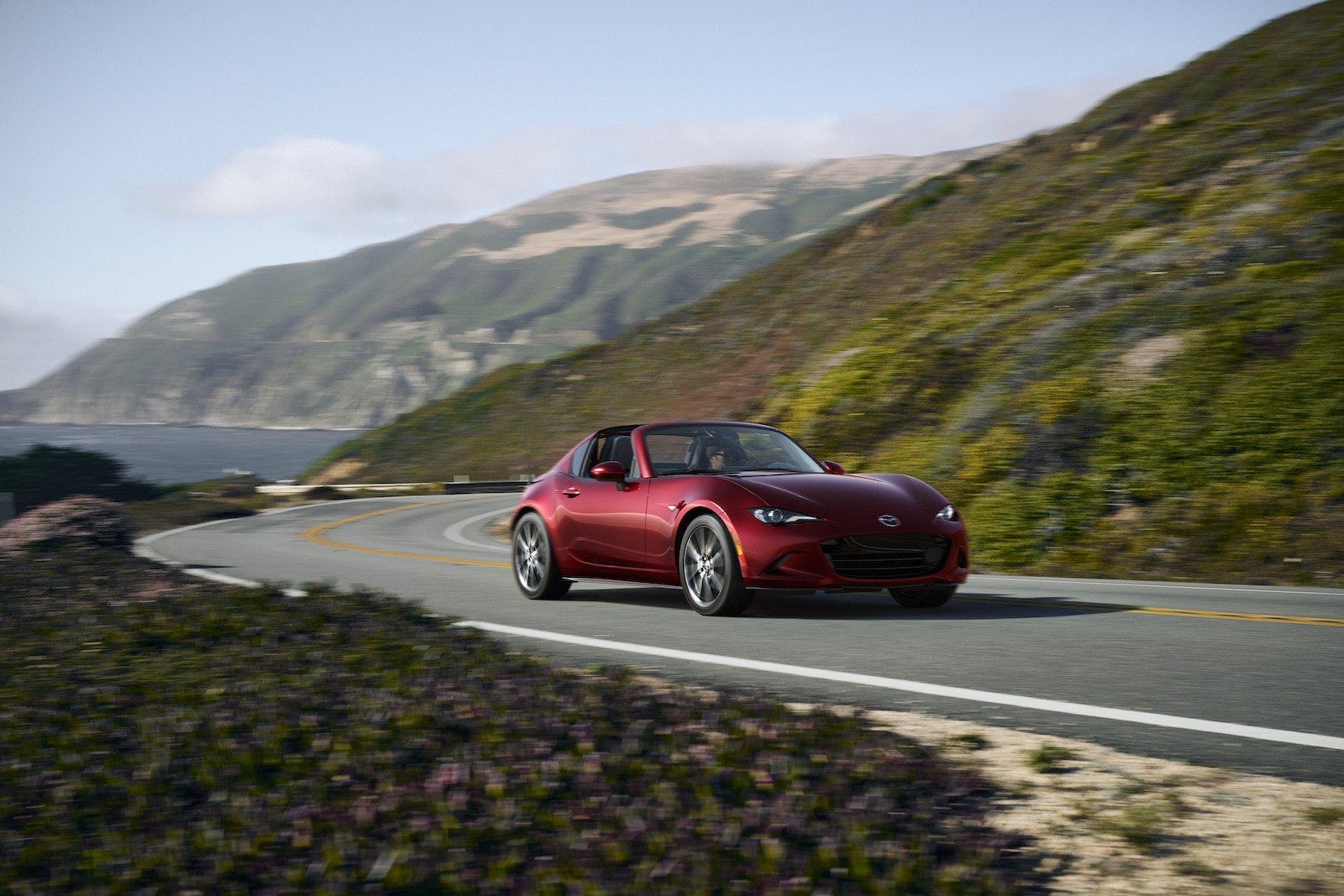 Mazda Việt Nam ra mắt CX-60, CX-90 và MX-5, công bố chiến lược Japanese Premium