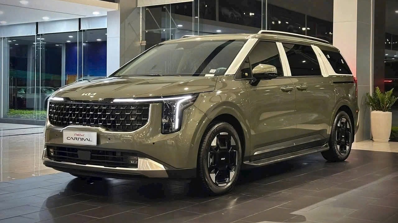 Kia Carnival giảm giá 150 triệu tại đại lý