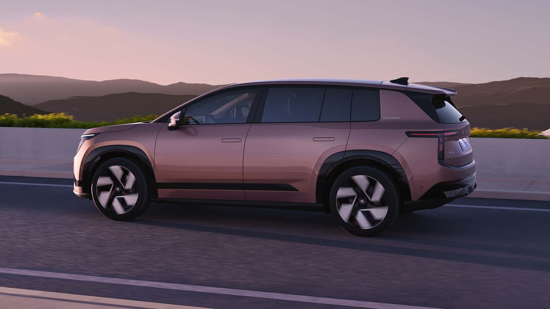 Skoda Peaq ra mắt với vai trò SUV điện ba hàng ghế lớn nhất, mạnh nhất của hãng xe Séc Phía bên của Skoda Peaq 2026
