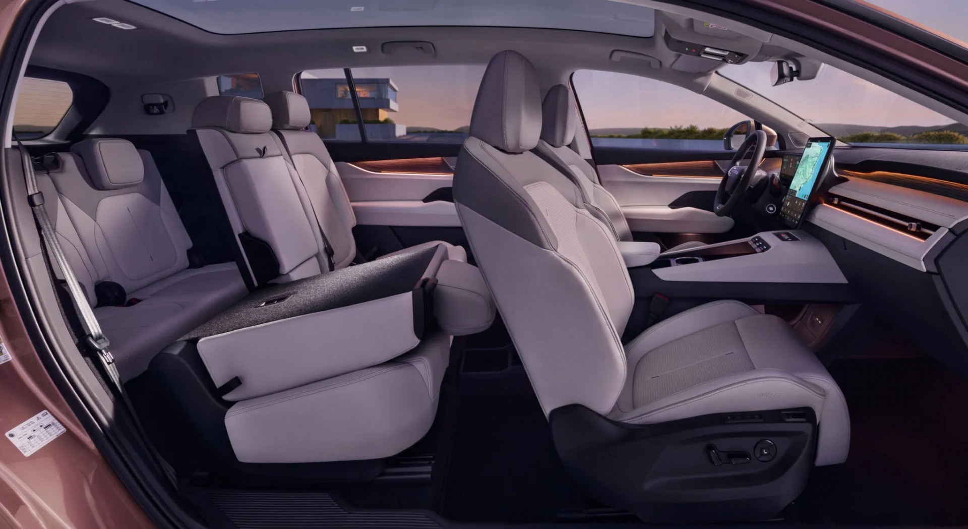 Skoda Peaq ra mắt với vai trò SUV điện ba hàng ghế lớn nhất, mạnh nhất của hãng xe Séc Ghế ngồi của Skoda Peaq 2026