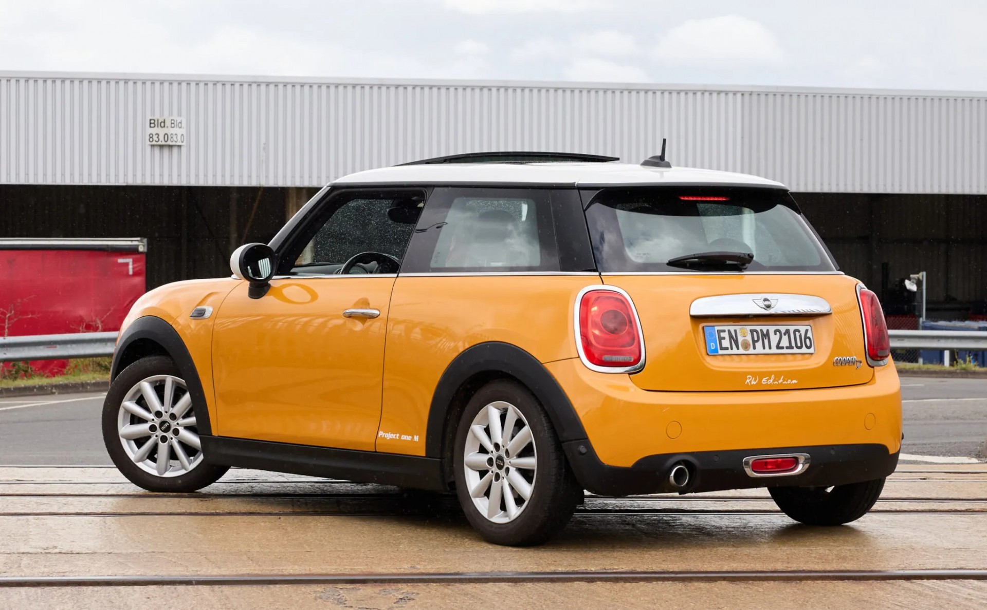 Đây là chiếc Mini Cooper D cán mốc 1 triệu km với động cơ diesel nguyên bản sau 12 năm Đây là chiếc Mini Cooper D cán mốc 1 triệu km với động cơ diesel nguyên bản sau 12 năm