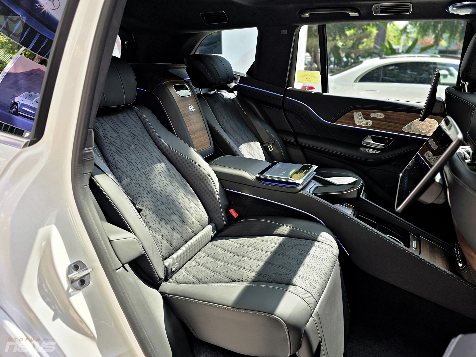 Mercedes-Maybach GLS 480 Facelift tăng giá 200 triệu đồng, có gì mới? Mercedes-Maybach GLS 480 Facelift tăng giá 200 triệu đồng, có gì mới?