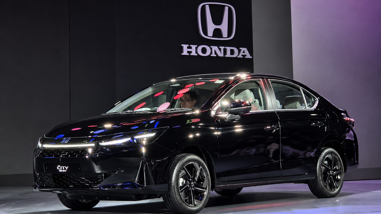 Honda City 2026 ra mắt Đông Nam Á, giá quy đổi từ 448 triệu đồng