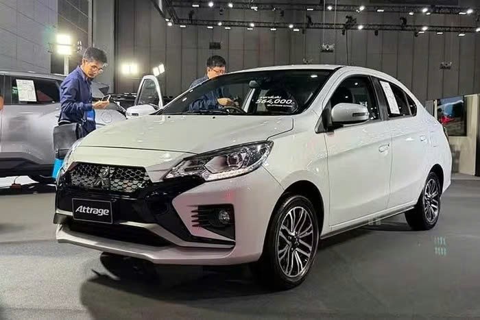 Cận cảnh Mitsubishi Attrage 2026 mới ra mắt Cận cảnh Mitsubishi Attrage 2026 mới ra mắt