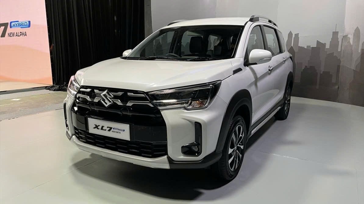 Suzuki XL7 2026 lộ diện hoàn toàn, mặt ca-lăng lớn, mâm thay đổi