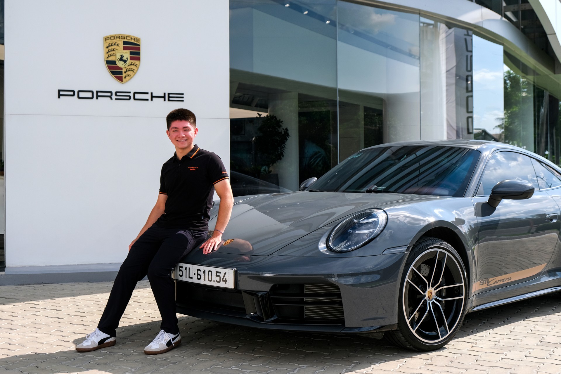 Tay đua sinh năm 2007 của Việt Nam bước vào giải đua Porsche châu Á Tay đua sinh năm 2007 của Việt Nam bước vào giải đua Porsche châu Á