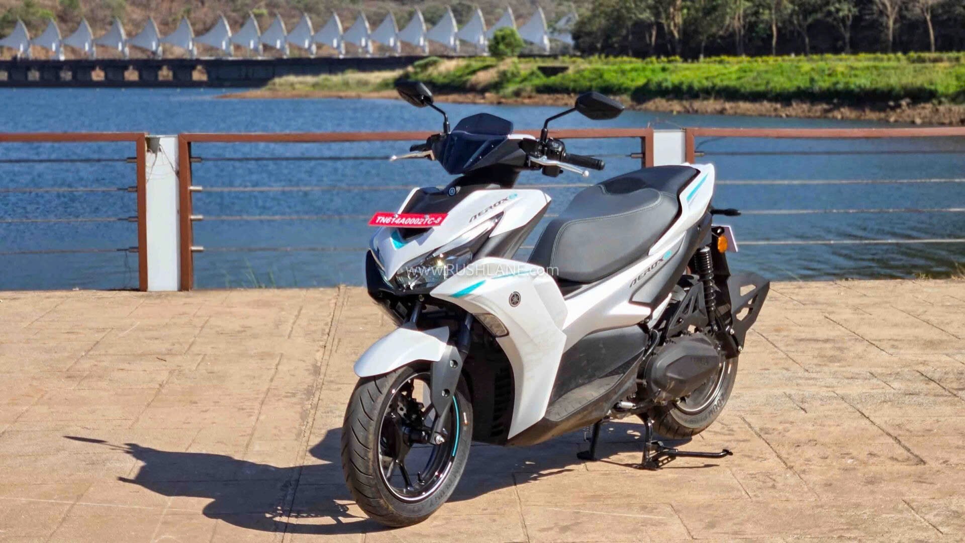 Yamaha NVX bản thuần điện mở bán, đi được 117 km/sạc, giá quy đổi hơn 77 triệu Yamaha NVX bản thuần điện mở bán, đi được 117 km/sạc, giá quy đổi hơn 77 triệu
