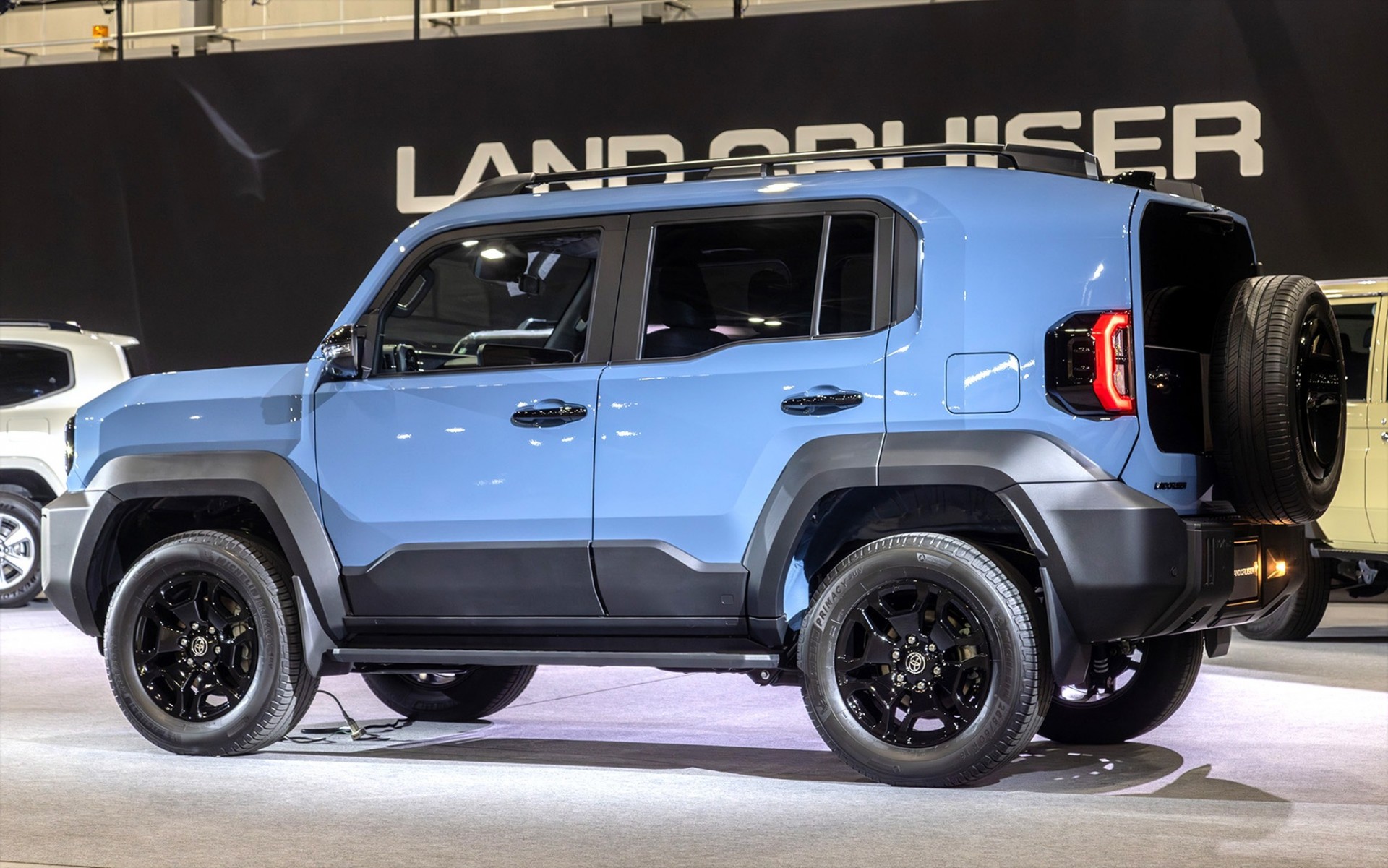 Toyota Land Cruiser FJ 2026 rục rịch ra mắt tại Việt Nam, giá dự kiến gần 1,2 tỷ đồng