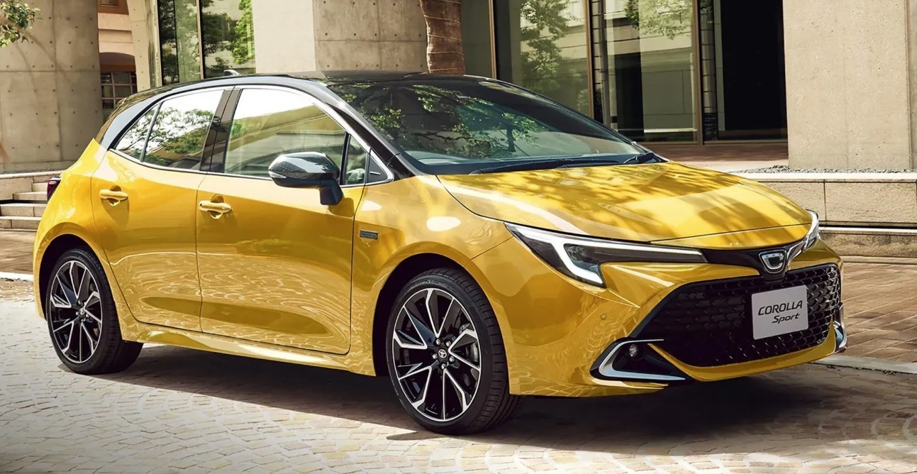 Toyota Corolla phiên bản đặc biệt kỷ niệm 60 năm có màu sơn nổi bật