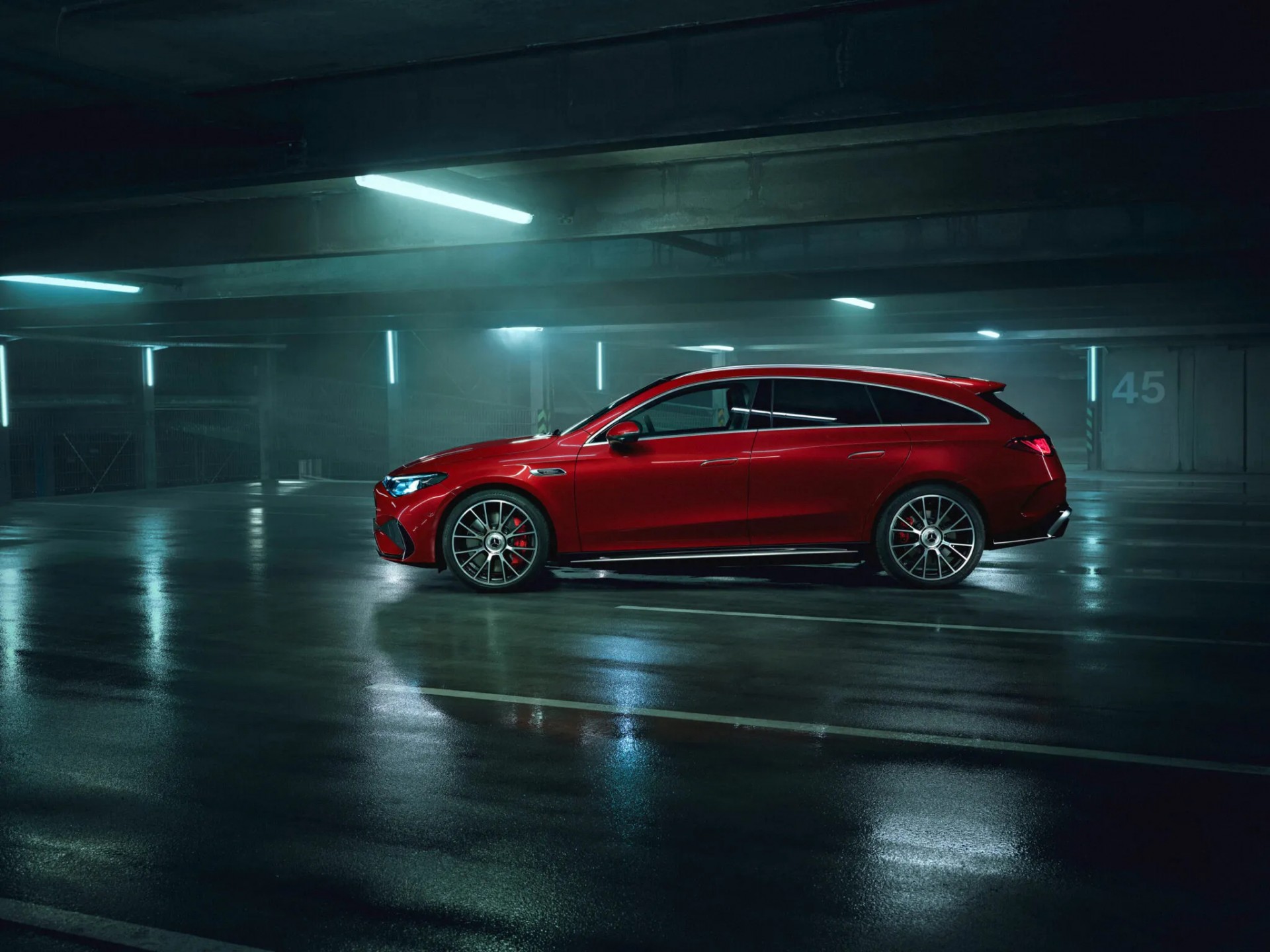 Xe điện hiệu suất cao Mercedes-AMG CLA 4MATIC+ 2027 ra mắt với công suất 671 mã lực Xe điện hiệu suất cao Mercedes-AMG CLA 4MATIC+ 2027 ra mắt với công suất 671 mã lực