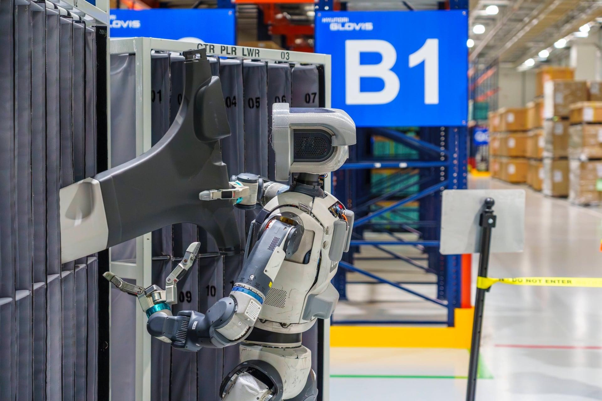Công nhân Hyundai đình công vì tiền lương và lo ngại robot AI lấy mất việc làm Công nhân Hyundai đình công vì tiền lương và lo ngại robot AI lấy mất việc làm