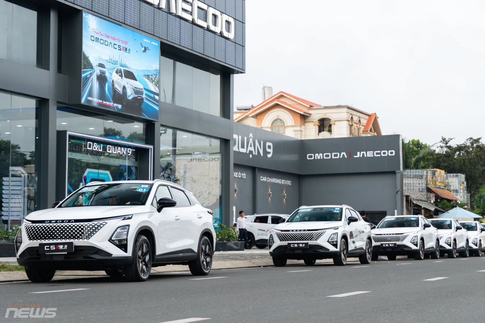 Từ TP HCM đến Cam Ranh cùng Omoda C5 SHS H: 4,8 L/100 km và những điều còn đọng lại