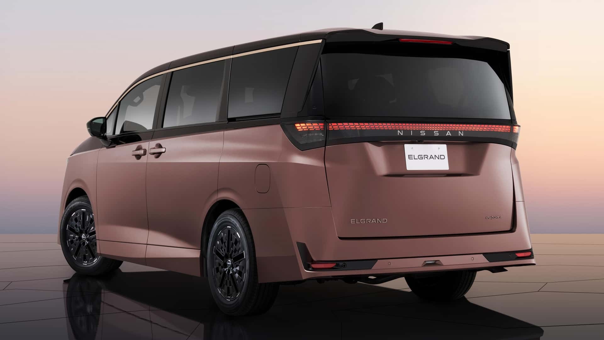 Nissan Elgrand thế hệ mới có giá khởi điểm 1,12 tỷ đồng, thách thức Toyota Alphard Phía sau của Nissan Elgrand 2026