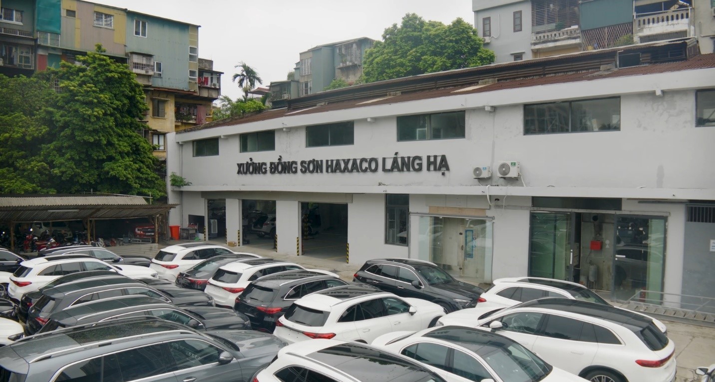 Mercedes-Benz Haxaco Láng Hạ nâng cấp showroom sau 10 năm hoạt động