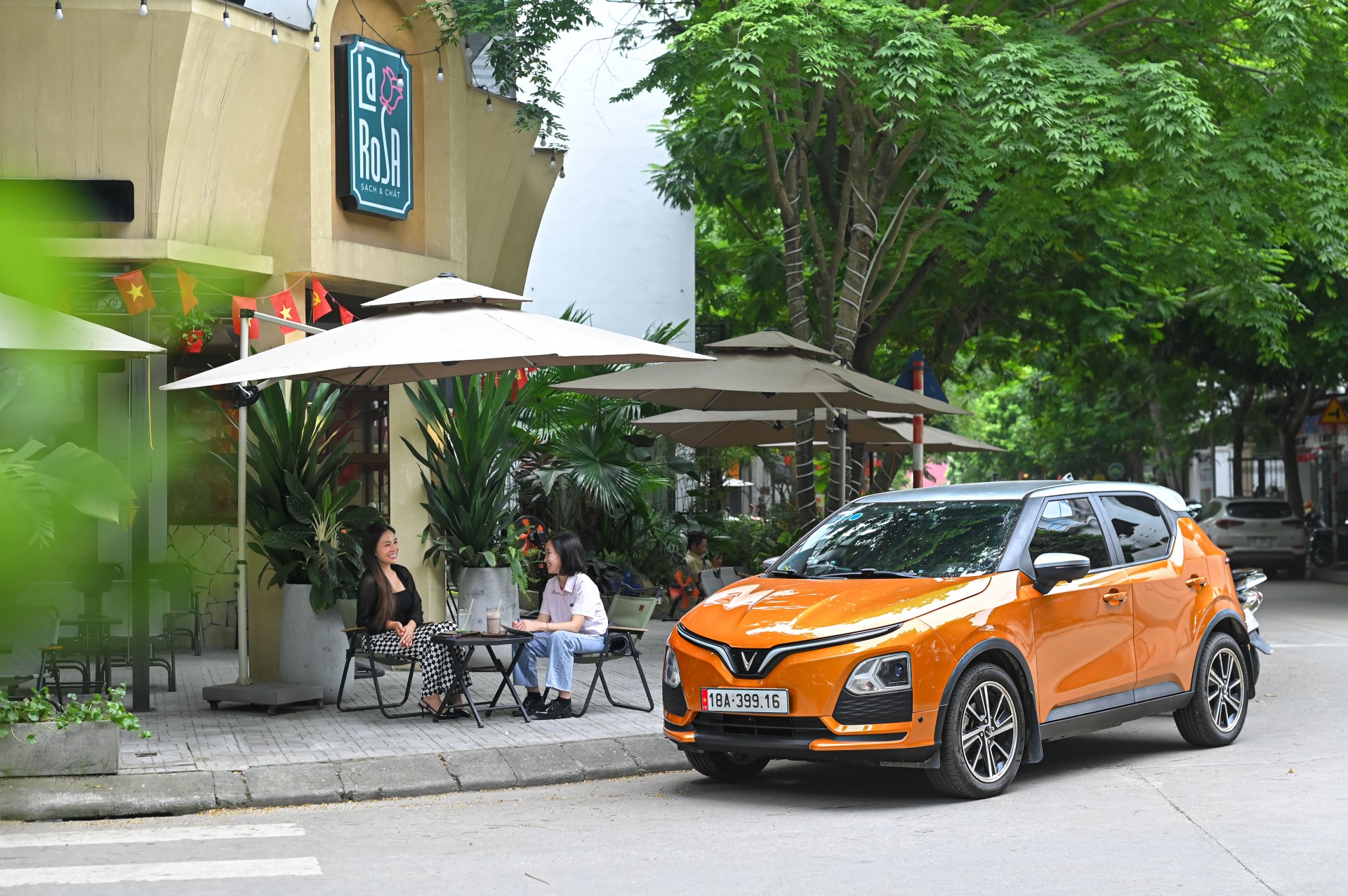 VinFast VF 5: Mở ra hành trình tự chủ cho nữ chủ xe 8X VinFast VF 5: Mở ra hành trình tự chủ cho nữ chủ xe 8X