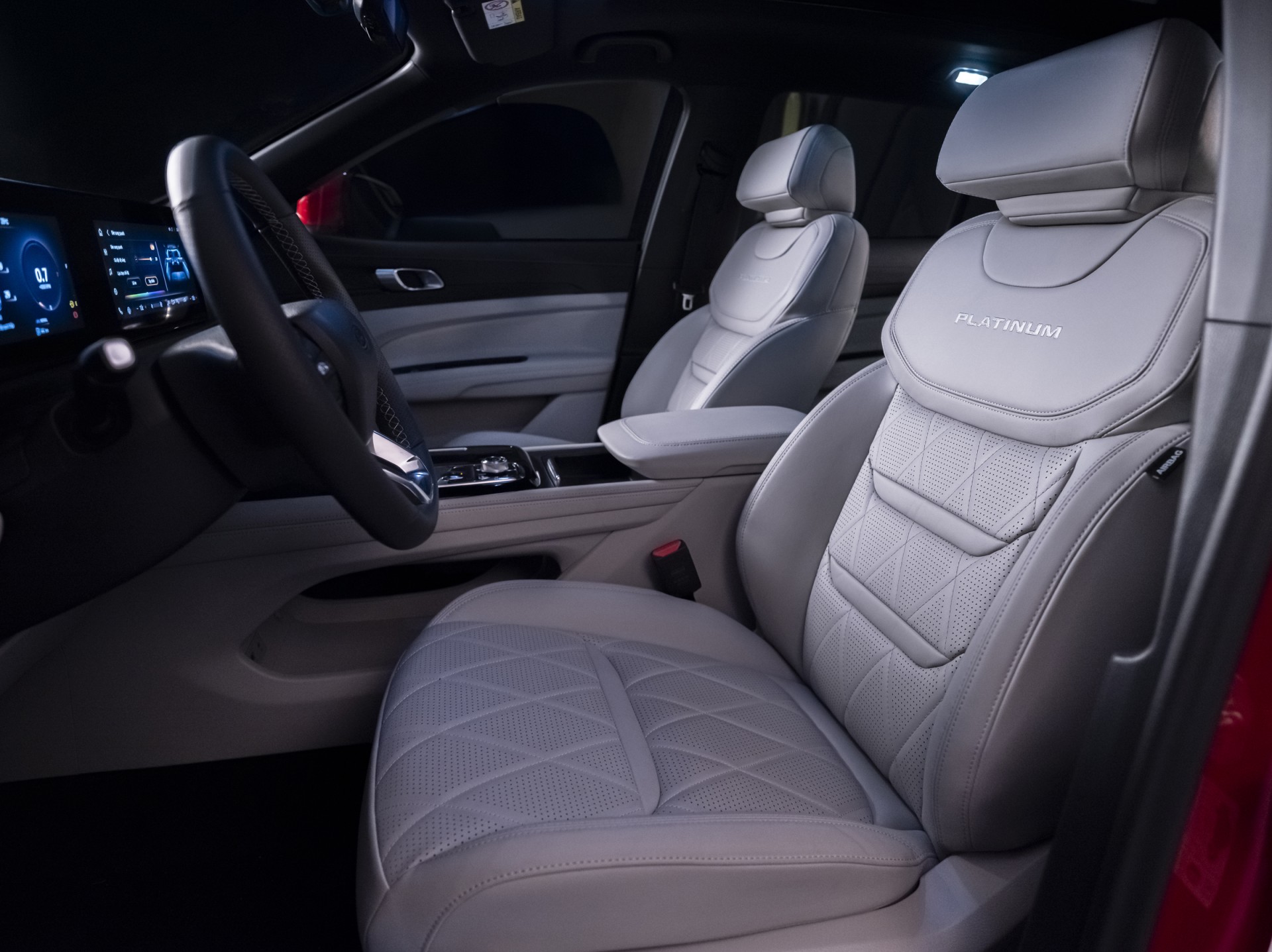 Ford Việt Nam ra mắt Territory Platinum, mức giá từ 916 triệu đồng