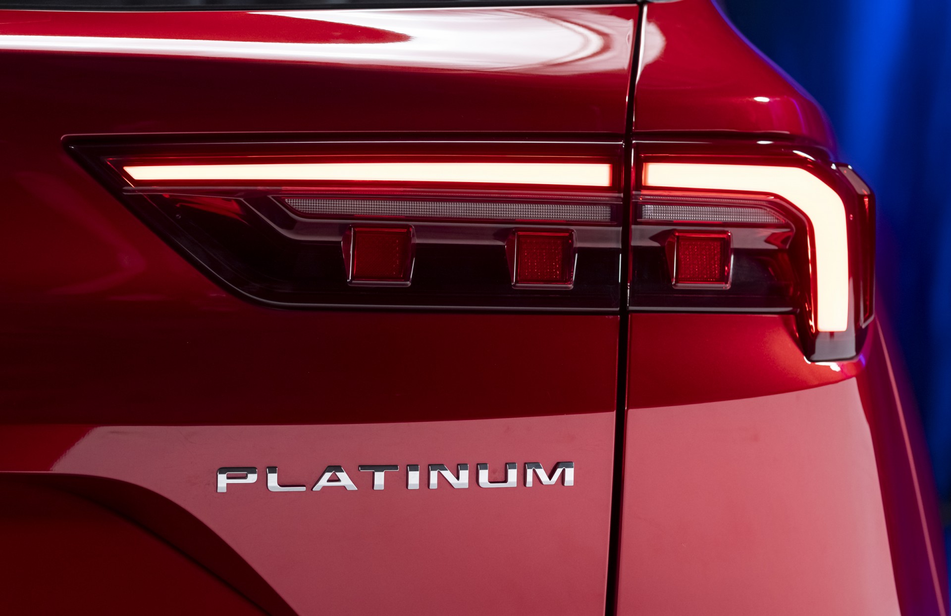 Ford Việt Nam ra mắt Territory Platinum, mức giá từ 916 triệu đồng