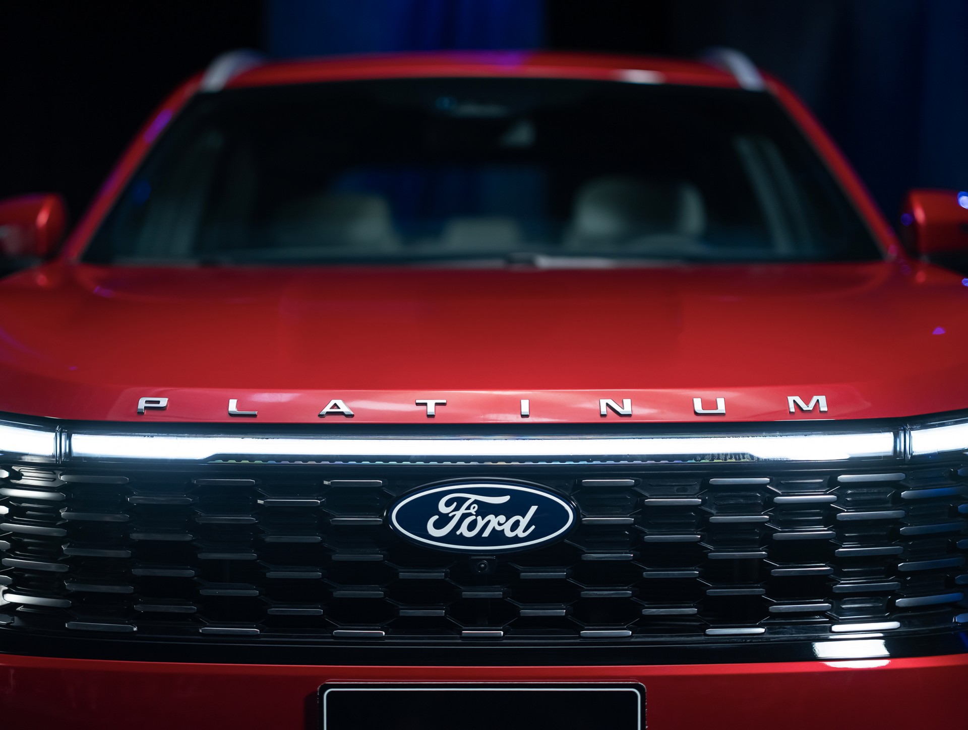 Ford Việt Nam ra mắt Territory Platinum, mức giá từ 916 triệu đồng