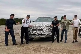 Toyota Land Cruiser thế hệ mới lộ diện, có thể là SUV thuần điện