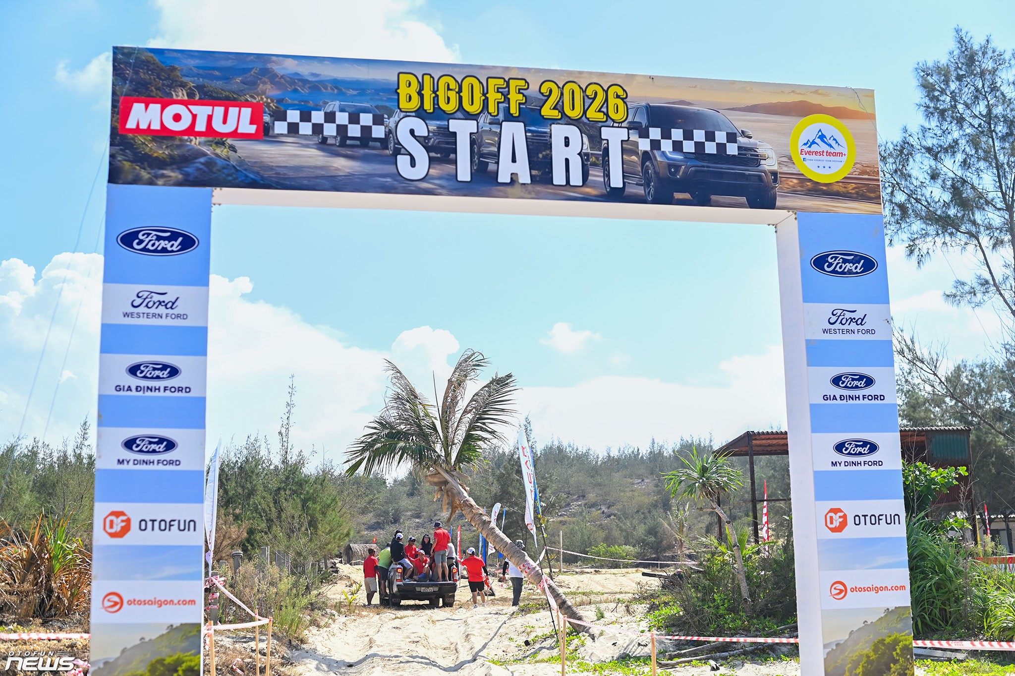 Big Off 2026 Ford Everest Team Việt Nam plus - Điểm chạm những cảm xúc