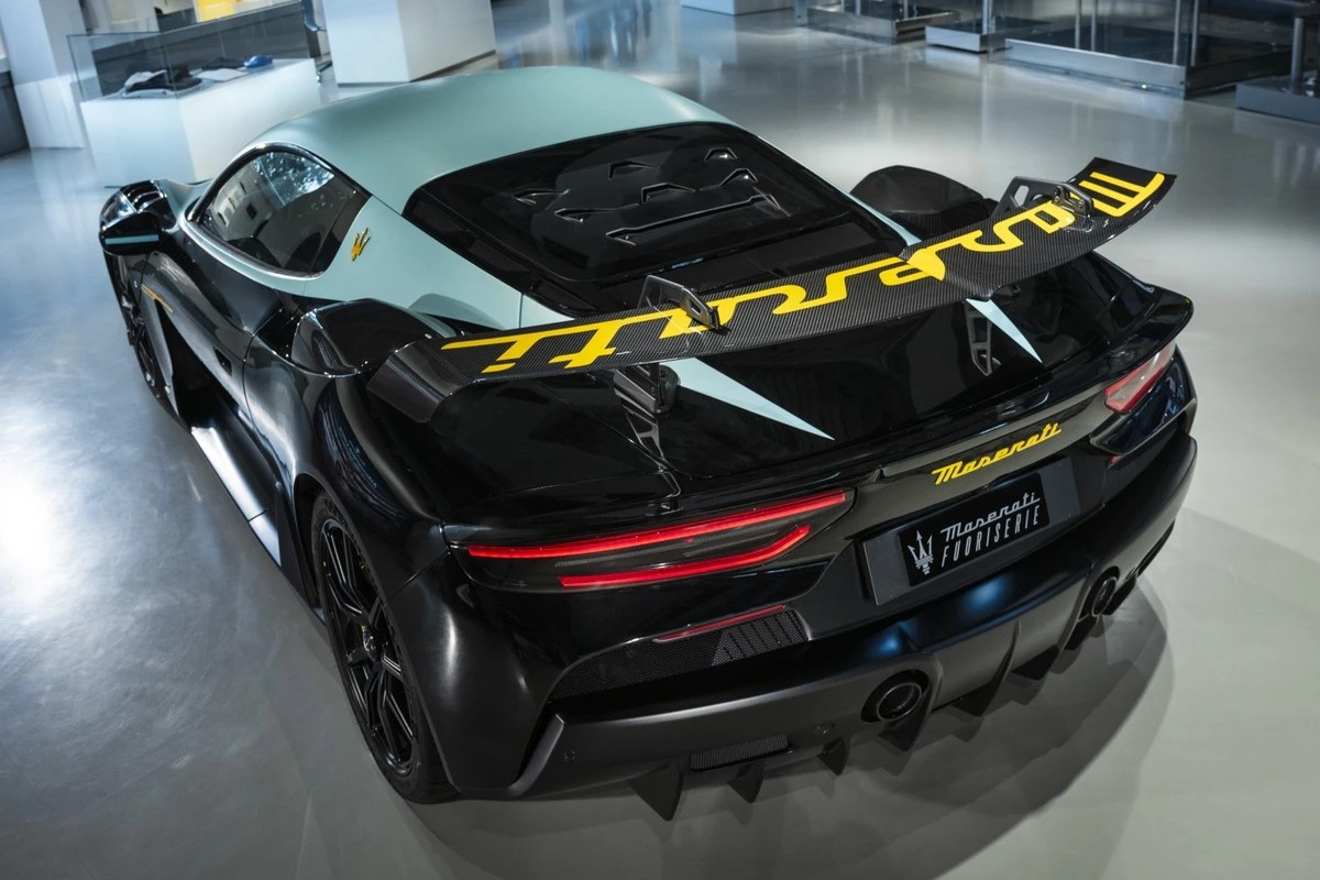 Maserati biến GT2 Stradale thành món đồ sưu tầm độc nhất thế giới Maserati biến GT2 Stradale thành món đồ sưu tầm độc nhất thế giới
