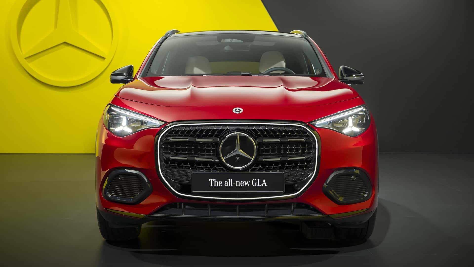 Mercedes-Benz GLA thế hệ mới chính thức lộ diện, sẽ có cả bản EV lẫn hybrid Phần đầu của Mercedes-Benz GLA thế hệ mới