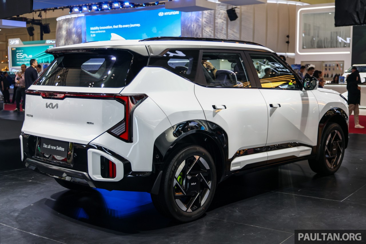 Kia Seltos thế hệ mới có giá quy đổi từ 523 triệu đồng, tăng kích thước và trang bị