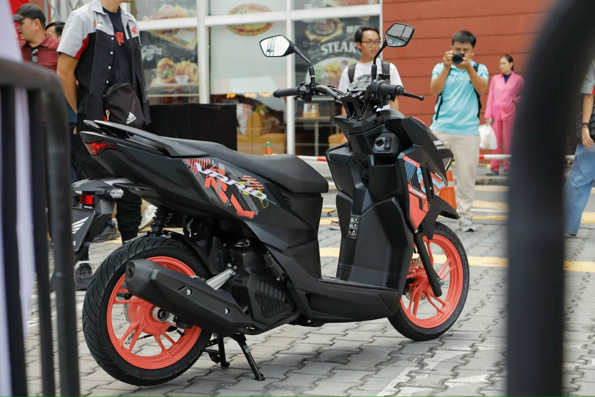 Honda Vario 125 mới chốt giá, bản Street gần 44 triệu đồng Honda Vario 125 mới chốt giá, bản Street gần 44 triệu đồng