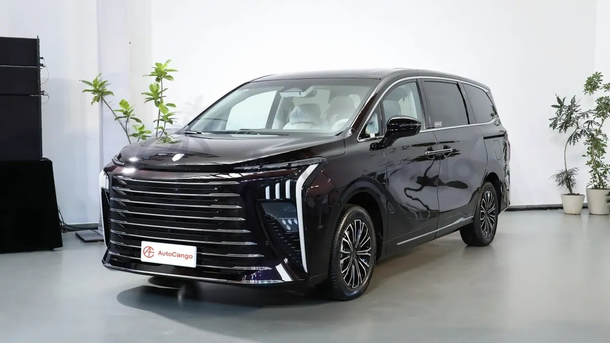 Xe PHEV Forthing V9 sắp về Việt Nam, cạnh tranh với Kia Carnival