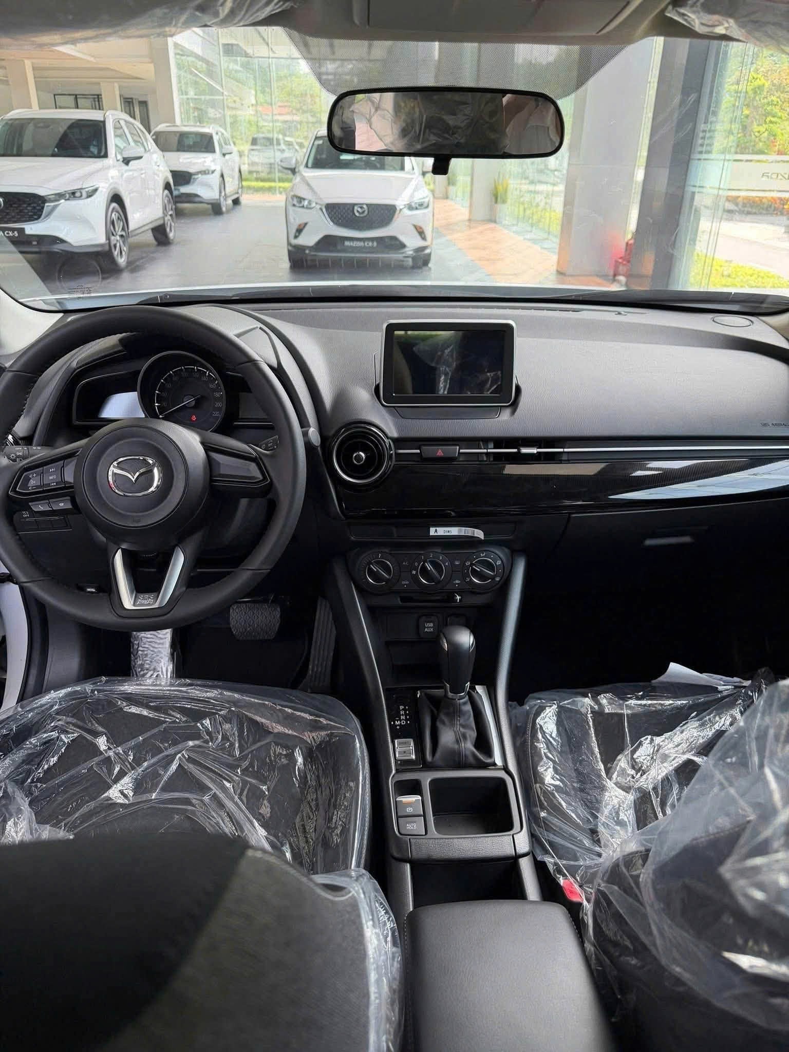 Mazda CX-3 giảm giá mạnh tại đại lý, thấp nhất từ 474 triệu đồng, cạnh tranh Sonet, Venue Mazda CX-3 giảm giá mạnh tại đại lý, thấp nhất từ 474 triệu đồng, cạnh tranh Sonet, Venue