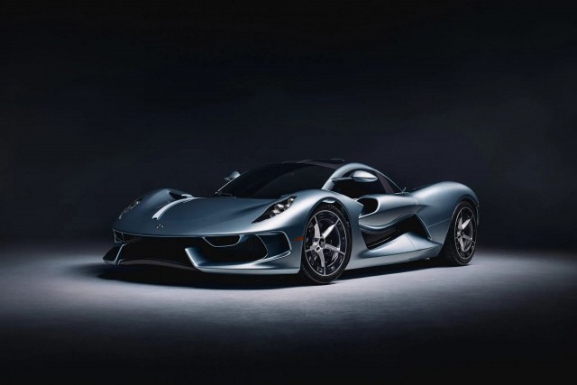 Hennessey Blackbird ra mắt: Hypercar số sàn V8 hút khí tự nhiên, giá từ 65,7 tỷ đồng