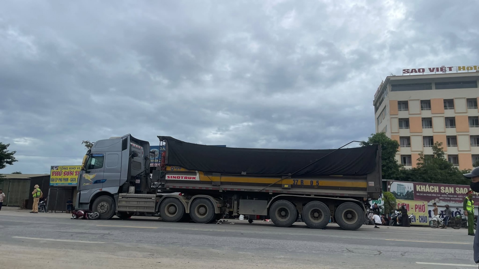 Tổng hợp tin tức tai nạn giao thông mới nhất ngày hôm nay 5/8/2026