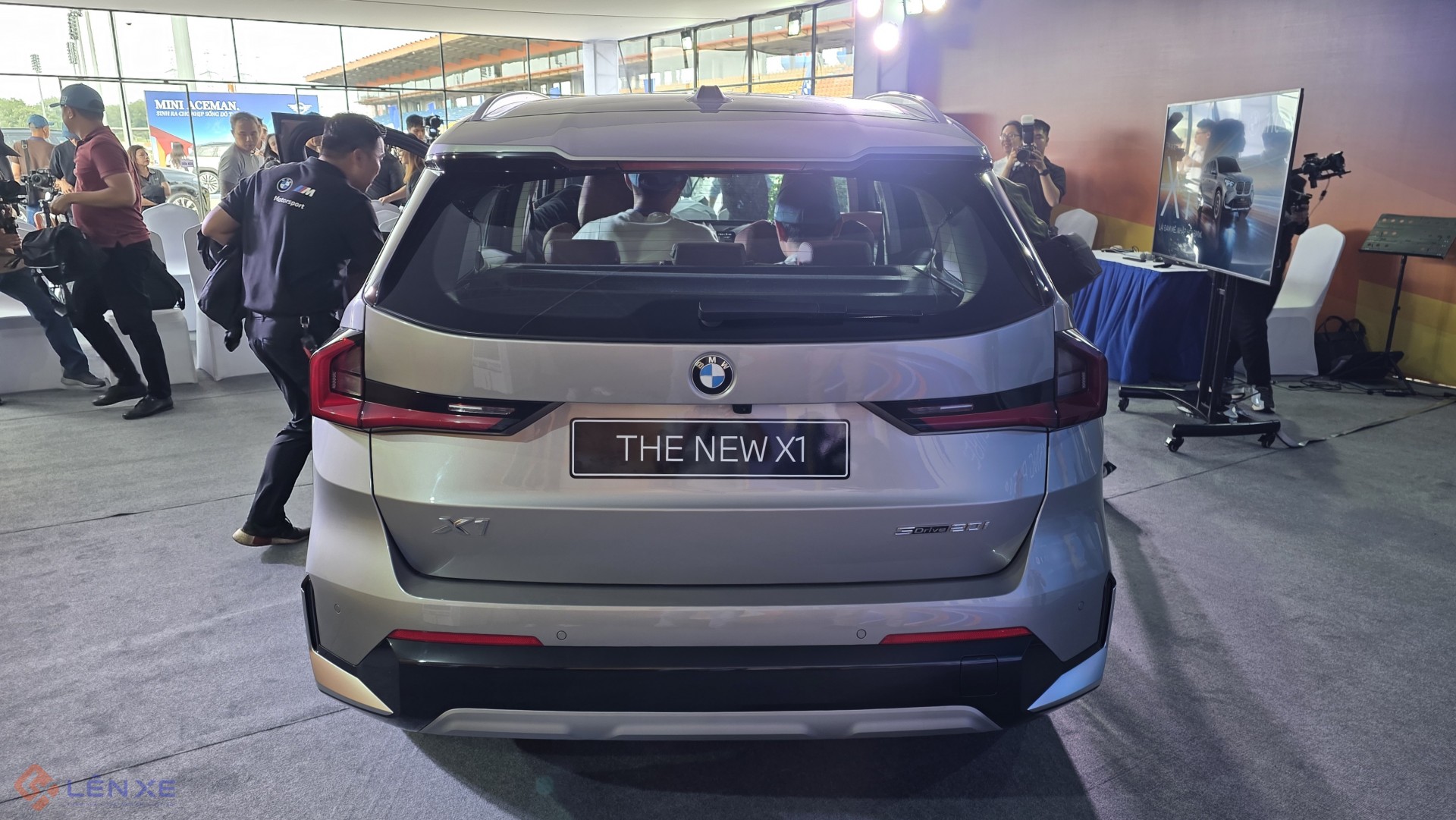 BMW X1 thế hệ mới ra mắt Việt Nam, giá từ 1,689 tỷ đồng BMW X1 thế hệ mới ra mắt Việt Nam, giá từ 1,689 tỷ đồng