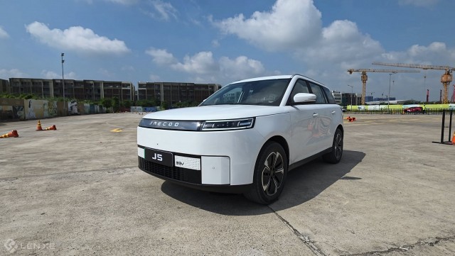 Xe điện Jaecoo J5 lắp ráp tại Việt Nam ra mắt ngày 14/8