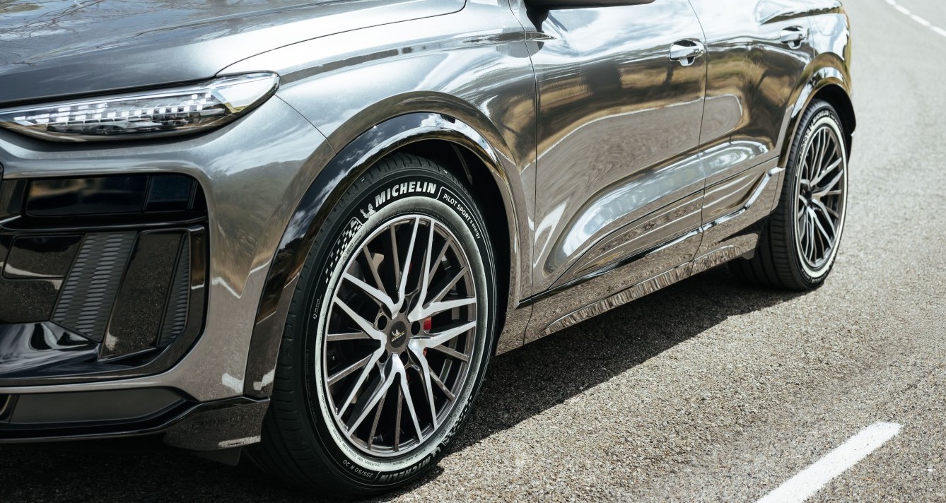 Michelin ra mắt hai dòng lốp mới dành cho xe điện và xe hiệu suất cao