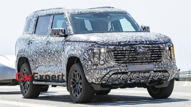 Mitsubishi Pajero 2027 lột xác thiết kế, vận hành mạnh mẽ, lần đầu có hybrid