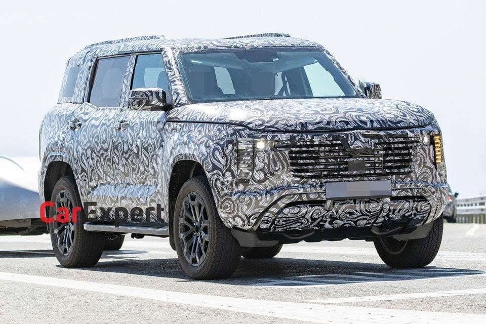 Mitsubishi Pajero 2027 lột xác thiết kế, vận hành mạnh mẽ, lần đầu có hybrid Mitsubishi Pajero 2027 lột xác thiết kế, vận hành mạnh mẽ, lần đầu có hybrid