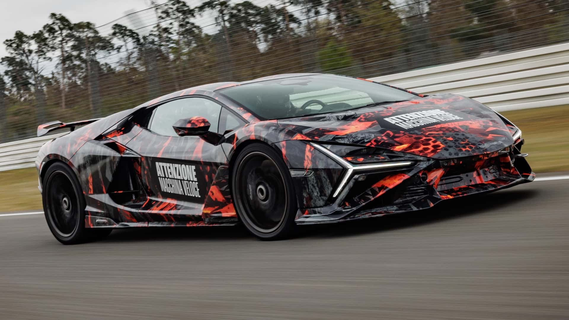 Điểm mặt những mẫu siêu xe mới đáng chú ý nhất tại Monterey Car Week 2026